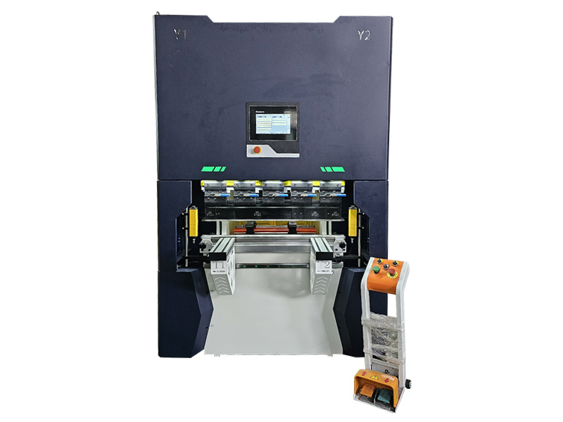 折彎?rùn)C(jī)：一種改變材料形態(tài)的高效設(shè)備