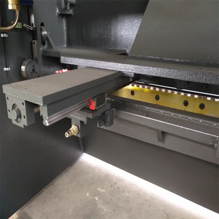 閘式剪板機6×3200 (10).jpg